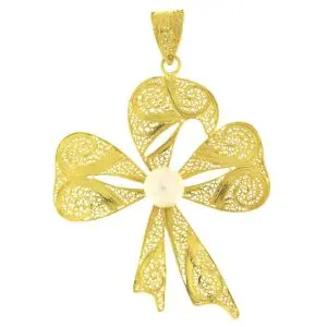 Berloque Laço de Filigrana com Pérola