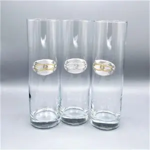 Expositor com 3 Jarras