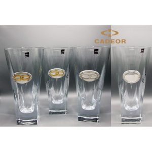 Expositor com  4 Jarras